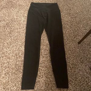 Beyond yoga leggings size M
